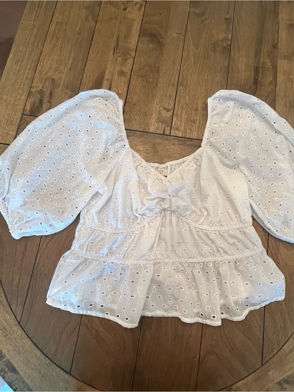 a new day White Eyelet Smocked Peplum Blouse size Large